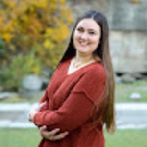 Meet your Posher, Olivia